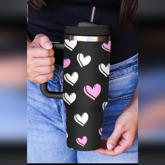 LAST ONE!!  NEW Black Valentines Heart Printed Thermos Cup with Handle 40oz - Picture 2 of 3